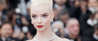Anya Taylor-Ey Cinsi İntiqam O Dik Milyarder Ata